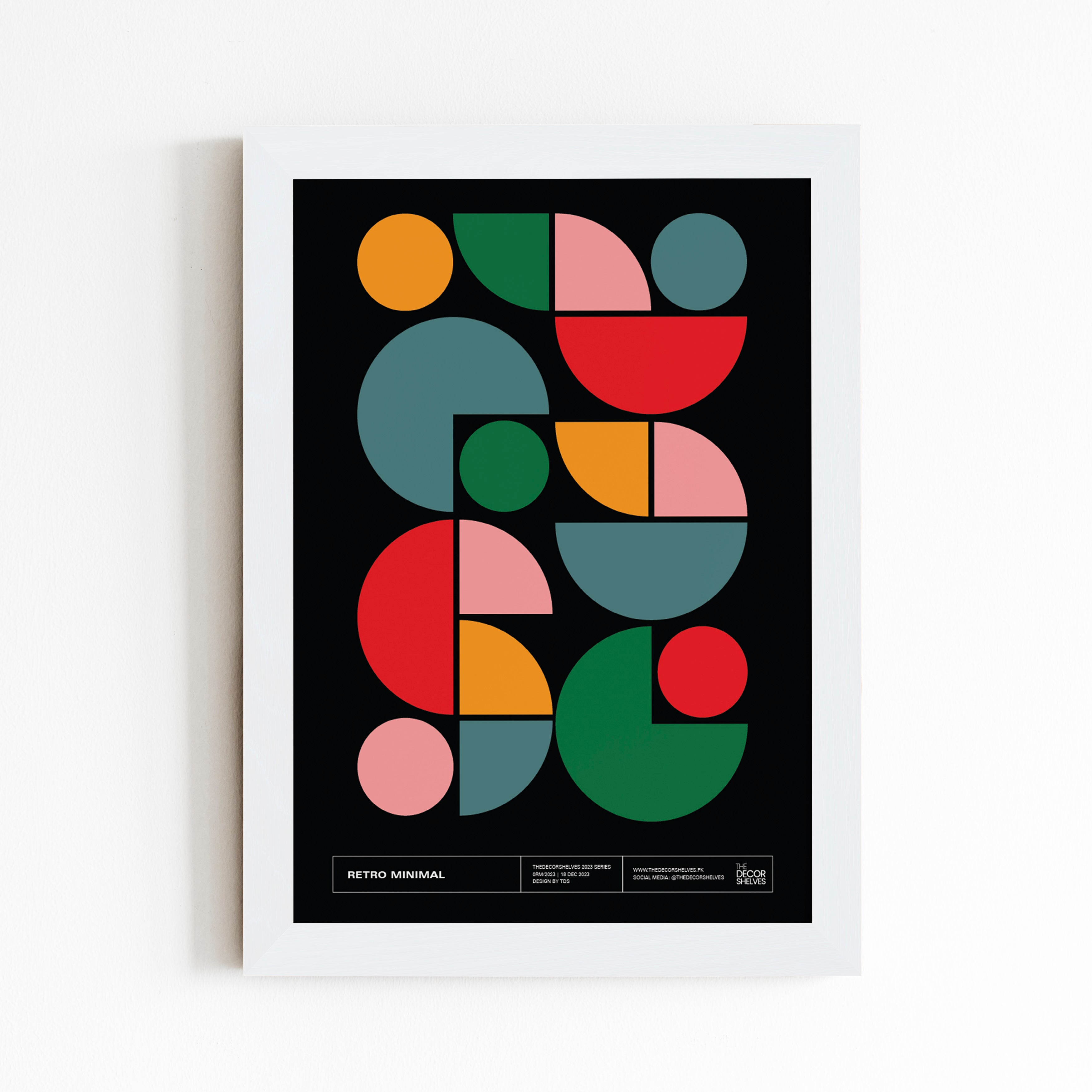 Retro Minimal Wall Frame